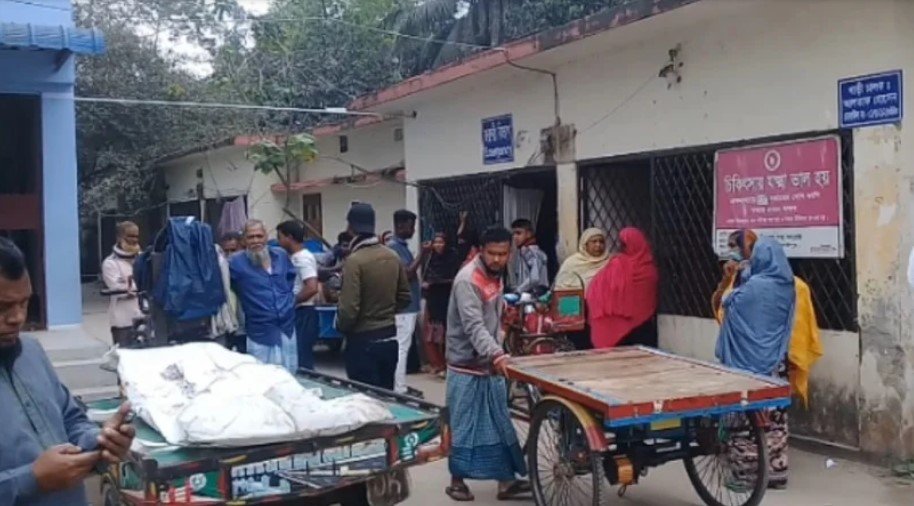 শিবচরে বাসের ধাক্কায় এক মোটরসাইকেল আরোহী নিহত